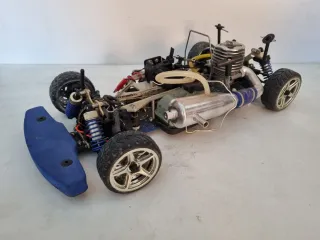 Coche RC escala 1:10