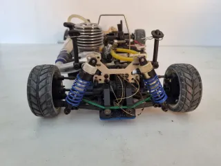 Coche RC escala 1:10