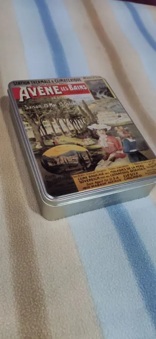 Caja de lata vintage Gare Bousquet