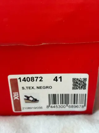 Sandalias cuña Xti negras talla 41