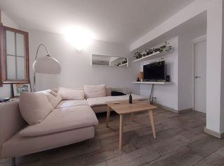 Chalet en venta en El Camp de l'Arpa del Clot en Barcelona