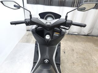 YAMAHA NMAX 2017 3796 kms.
