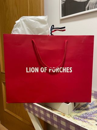 Bolsa regalo Lion of Porches roja