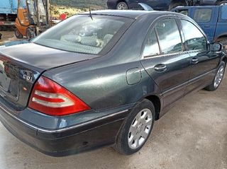 Mercedes-benz a2036800698 guantera clase c 355948