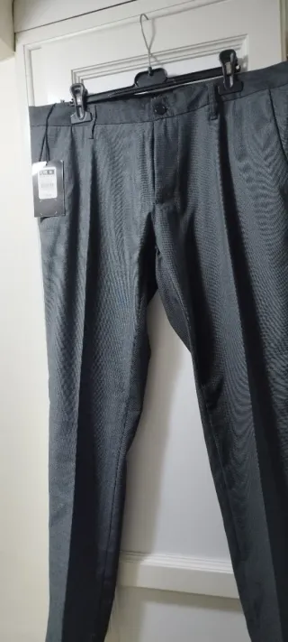 Pantaloni eleganti uomo grigi