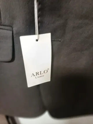 Traje completo marrón sin estrenar con etiqueta