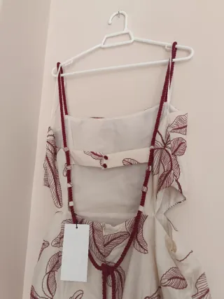 Vestido midi bordados estampado floral zara tallaL