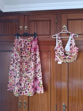 Conjunto rústico top y falda estampado zara tallaM