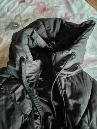 Chaleco largo acolchado Pull&Bear negro