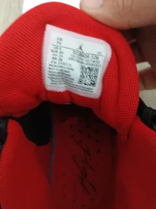 Jordan Max Aura 4 (GS) Blancas y Rojas