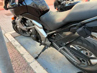 Kawasaki Versys 650 Negra/Plata