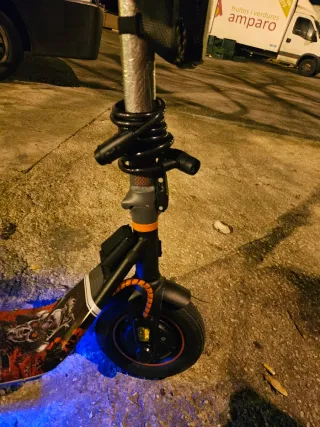 Patinete Eléctrico con Luces LED