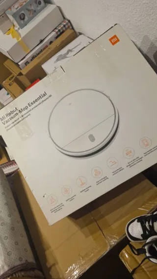 Mi Robot Vacuum-Mop Essential