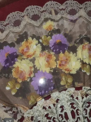 Abanicos antiguos enmarcados (2 unidades)