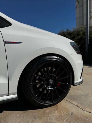 Llantas originales OZ Superturismo LM 17