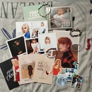 Taylor Swift 1989 (Taylor's Version) album y merch