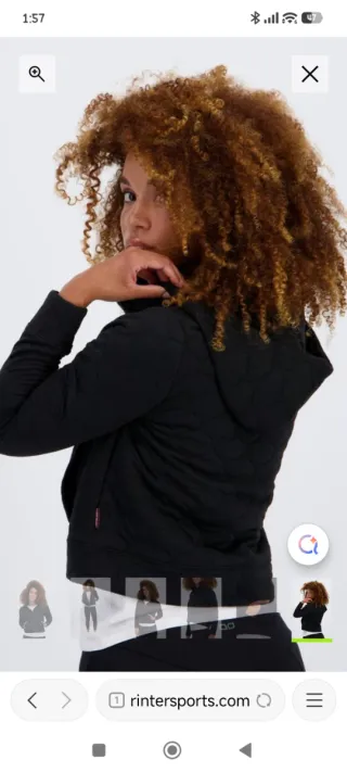 Sudadera con capucha negra