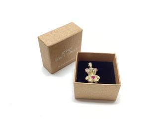 colgante oro 18k con piedra