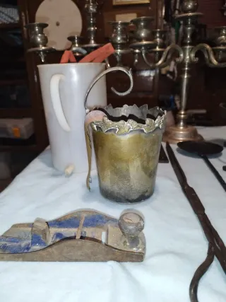 Lote antigüedades candelabros y más