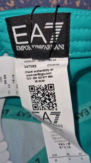 Gorra Deportiva EA7 Emporio Armani Visera Curva.