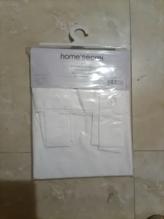 Cortinas impermeables baño