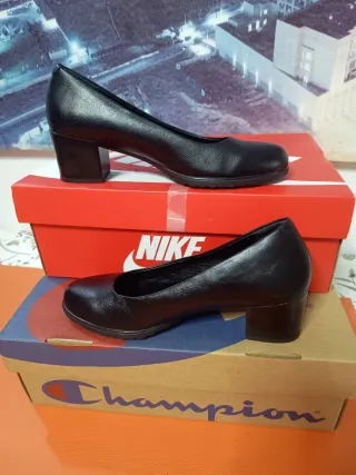 Tacones Via Dos Talla 38 Negros