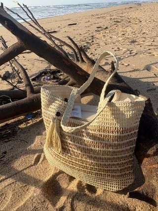 Mala de palha bege e castanha