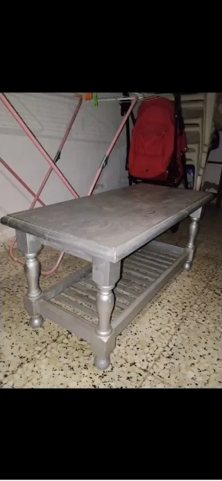 Mesa de centro/sofá gris madera