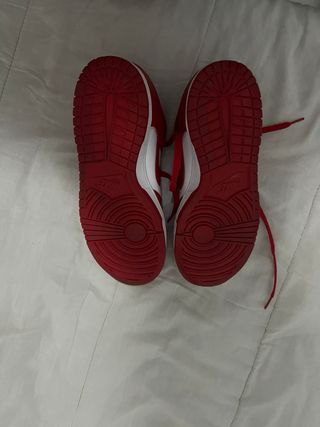 Nike Dunk Rojas y Blancas Talla 43 Originales