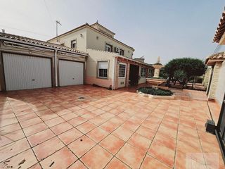 Chalet en venta en La Siesta - El Salado - Torreta en Torrevieja