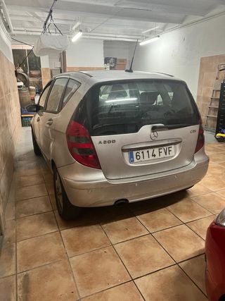 Mercedes-Benz Clase A 2007 caja rota