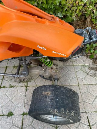 Chasis,plasticos,etc quad Kawasaki KFX700