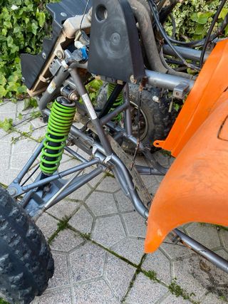 Chasis,plasticos,etc quad Kawasaki KFX700