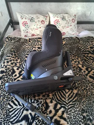 Silla de coche NUNA en perfecto estado