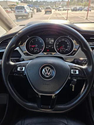 Volkswagen Touran 2016