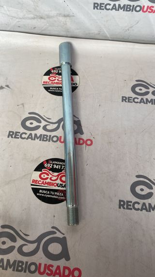Eje delantero para Suzuki, C1500. Ref 54711-10F01