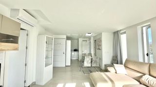 Piso en venta en Cala de Finestrat en Finestrat