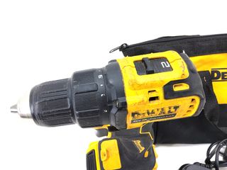 taladro a bateria dewalt dcd708