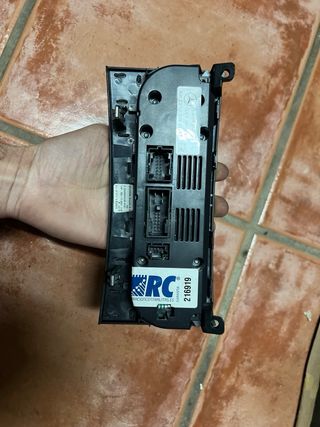 Módulo Clima Mercedes W204/W212 A2049005805