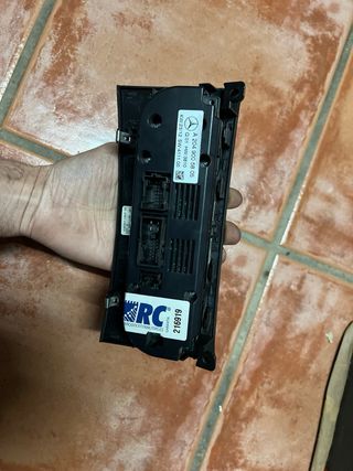 Módulo Clima Mercedes W204/W212 A2049005805