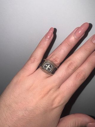 Anillo Flor de Lis Talla 17-18