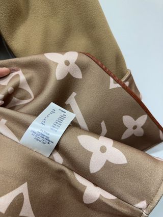 Abrigo de lana, nuevo a estrenar, nunca usado