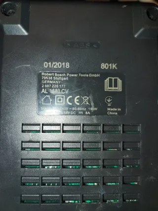 Cargador Bosch AL 1880 CV