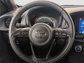 TOYOTA Aygo X Play MT