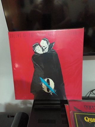 Queens of the Stone Age - Discografía 8 LPS