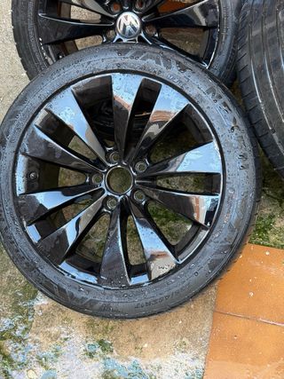 Llantas Volkswagen Negras