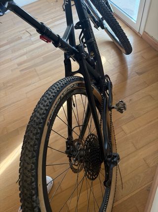 Megamo Track 20 Carbono