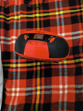 Radio CD y USB Nevir