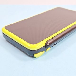 Nintendo 2DS XL Console Nero / Verde