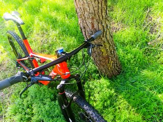 Canyon carbono seminueva doble suspension 29" BTT